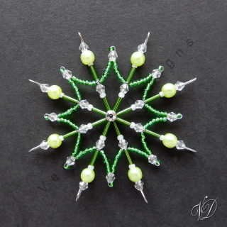 Vánoční korálková hvězda 0421 - Kolekce Green (PEVNÁ A NEREZ) Christmas bead ornament