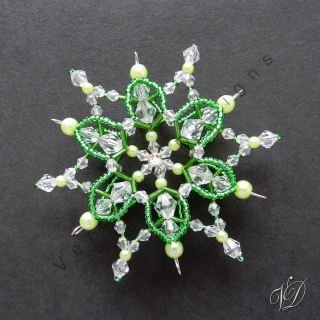 Vánoční korálková hvězda 0423 - Kolekce Green - 3D (PEVNÁ A NEREZ) Christmas bead ornament