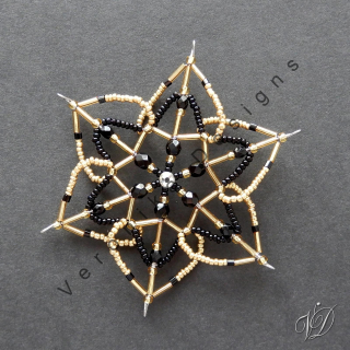 Vánoční korálková hvězda 0472 - Kolekce Black & Gold - 3D (PEVNÁ A NEREZ) Christmas bead ornament